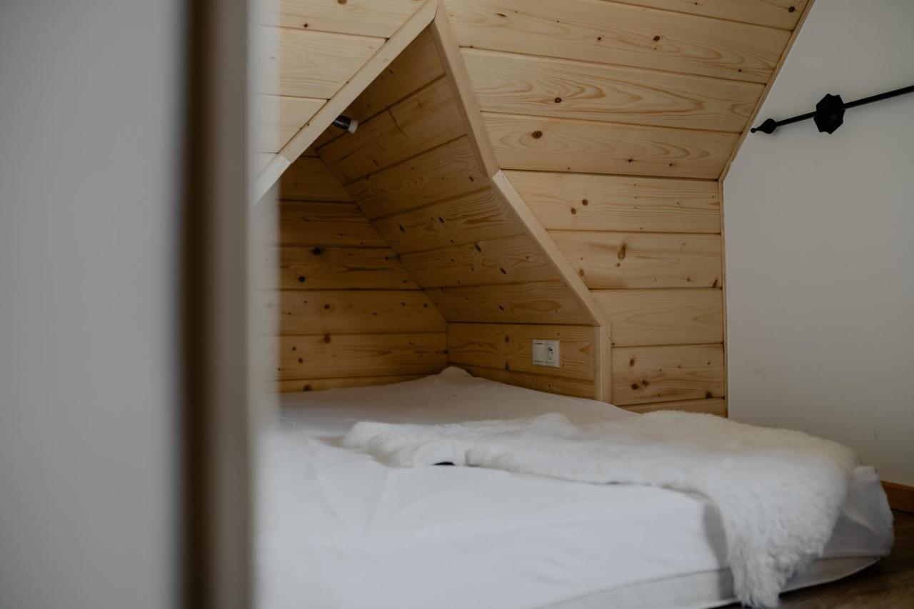 Biolo I Corno Izba Mountain Chalets كوشتيليسكا المظهر الخارجي الصورة